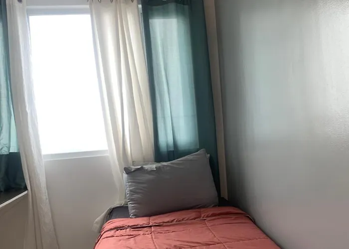Hotel Smdc South Residences Almanza Uno